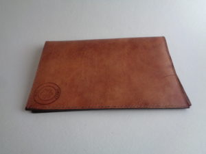 Etui à papiers de voiture